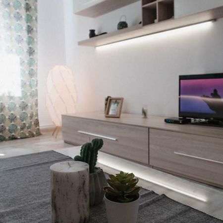 Good Vibes Apartment Кымпулунг-Молдовенеск Экстерьер фото