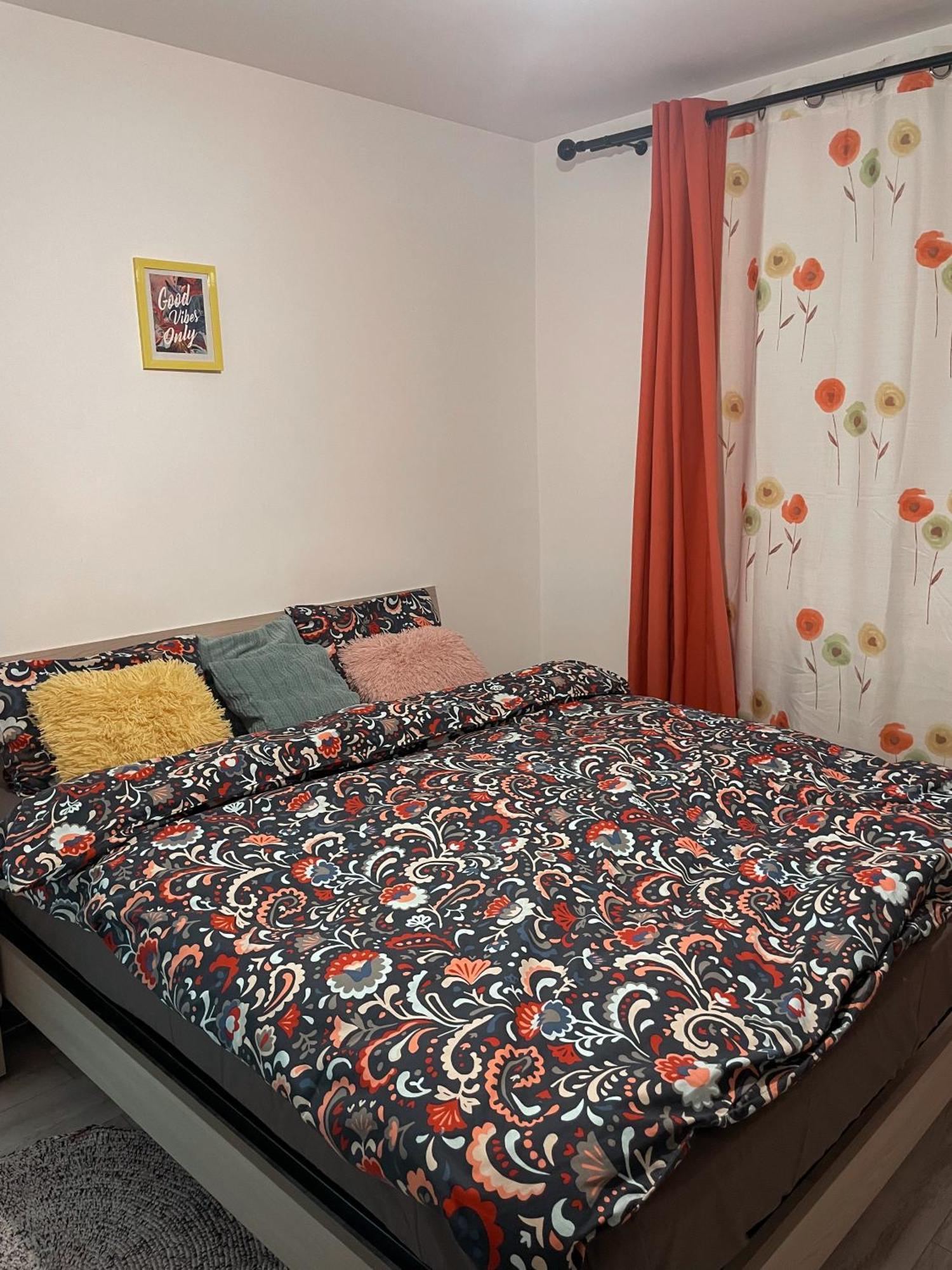 Good Vibes Apartment Кымпулунг-Молдовенеск Экстерьер фото