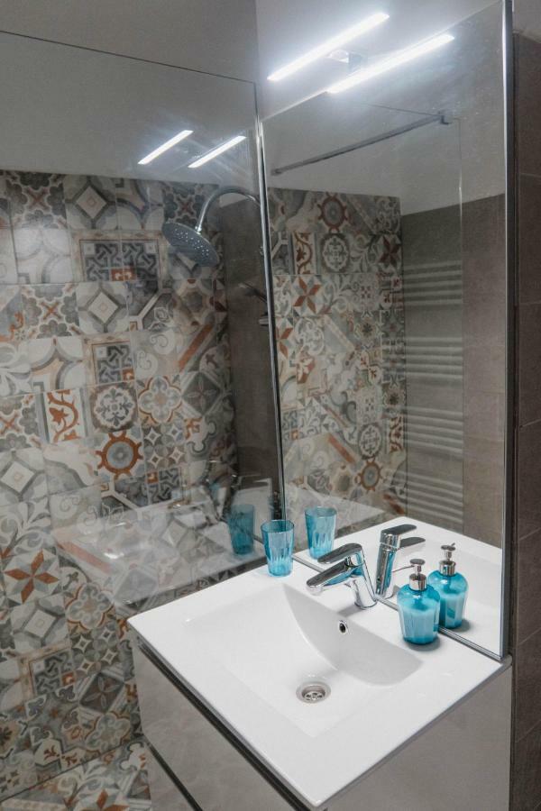 Good Vibes Apartment Кымпулунг-Молдовенеск Экстерьер фото